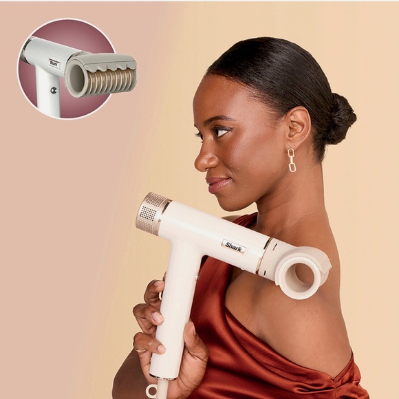 SHARK
SpeedStyle RapidGloss Finisher & High-Velocity Hair Dryer. - Picture 1 of 12